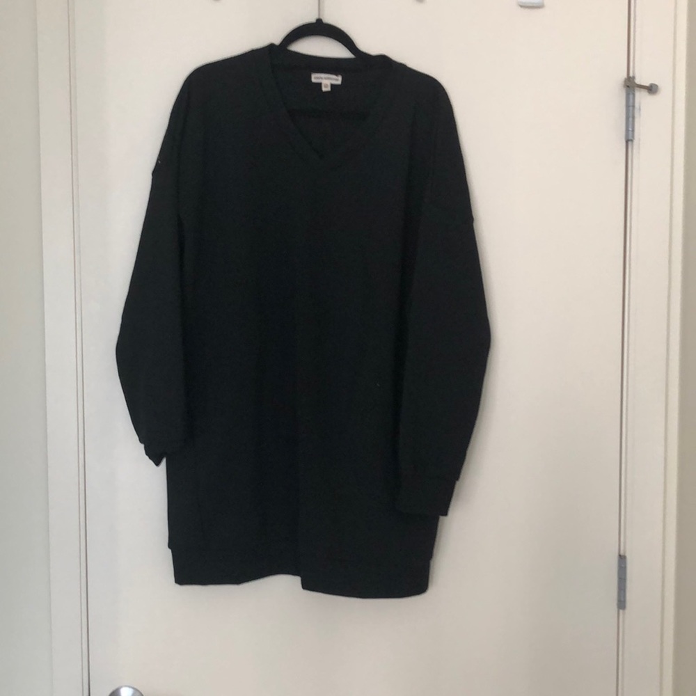 NWOT Zenana Outfitters V-neck Sweatshirt Dress